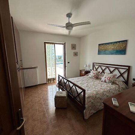 Poli Villa'S Apartment Bardolino Buitenkant foto