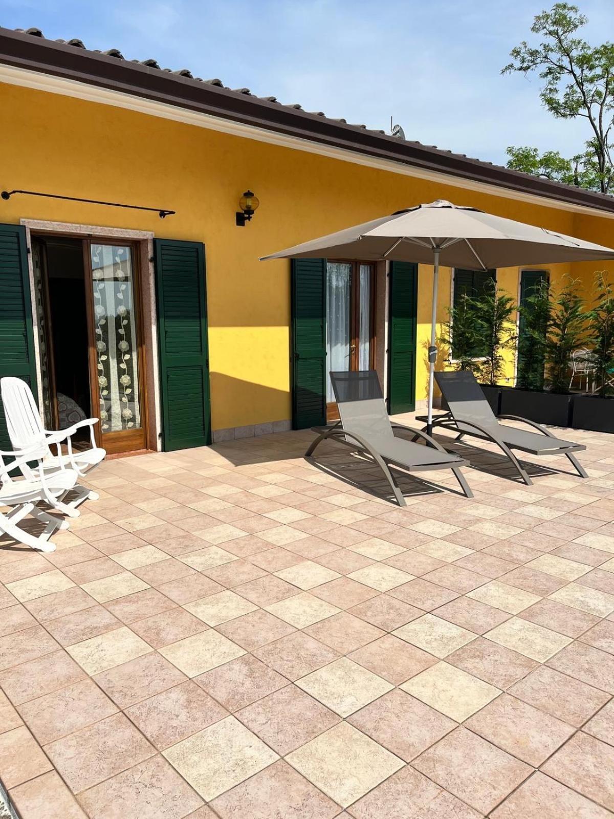 Poli Villa'S Apartment Bardolino Buitenkant foto